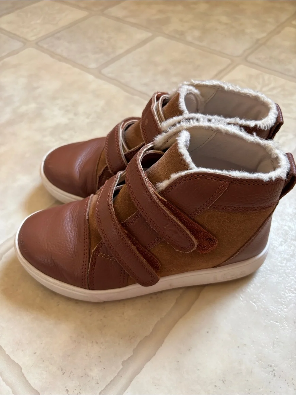 UGG Chestnut Leather Baby/ Toddler Rennon II Strappy Booties US12 UK11 EU30